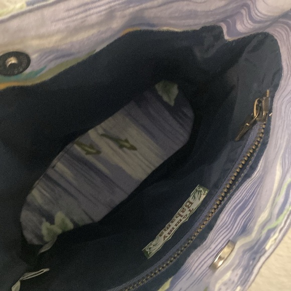 Tommy Bahama Fish Tote Bag - Picture 6 of 14